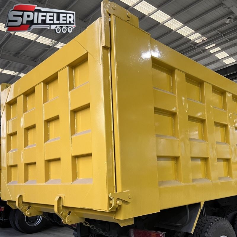 Earth Moving Dump Truck